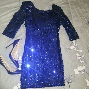 Blue sequinced dress